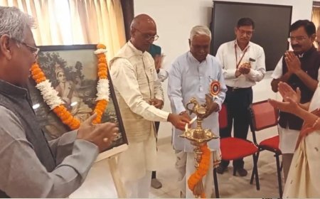 महाराष्ट्र राज्य हिंदी साहित्य अकादमी की राष्ट्रीय संगोष्ठी संपन्न