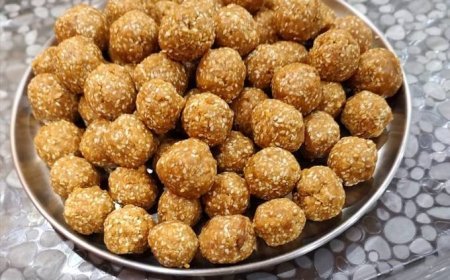 मकर संक्रांति पर बनाए गुड़ और तिल के स्वादिष्ट लड्डू, स्वाद से भरपूर और सेहत के लिए फायदेमंद