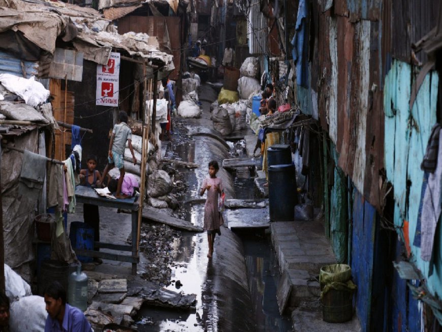 धारावी मुंबई की सबसे बड़ी झुग्गी, मिथक और वास्तविकताएँ